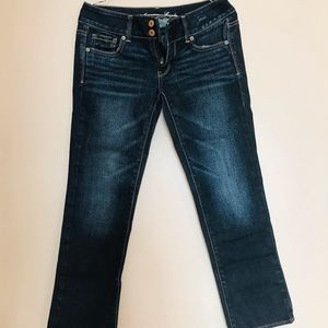 American Eagle women regular size 2 dark blue jean pants